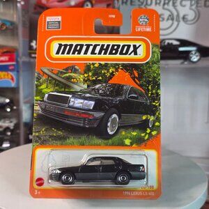 Matchbox 1994 Lexus LS 400 Black Die-Cast Car 26/100 NIP